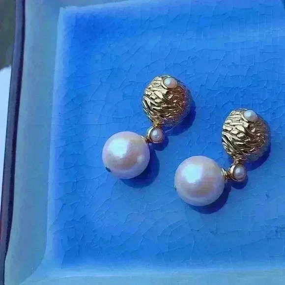 Vintage fuax pearl gold tone drop earrings - Picture 4 of 12